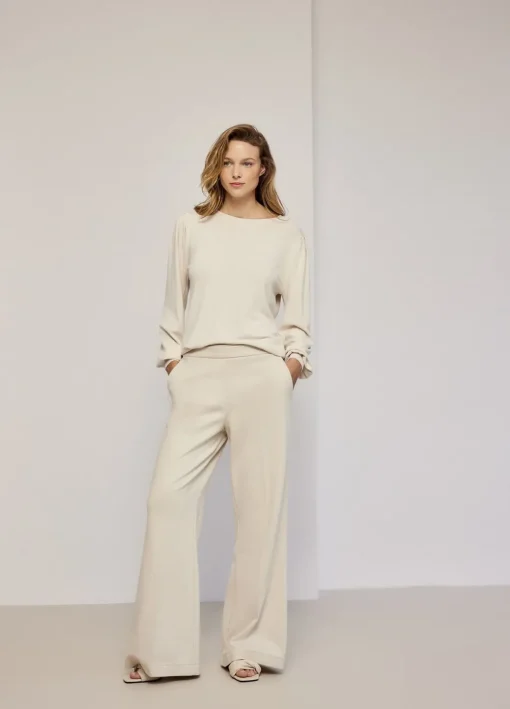 Jumper With Puff Sleeves