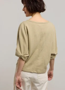 Jumper With Rolled-Up Sleeves