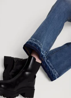Maia Bootcut Jeans