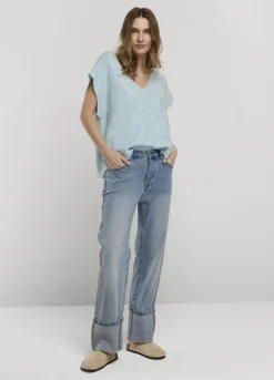 Sleeveless Oversized Jumper