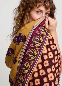 Thin Scarf With Print