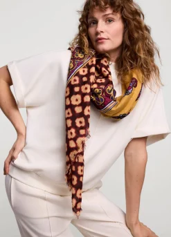 Thin Scarf With Print