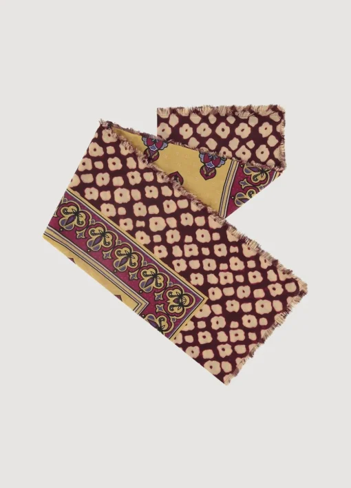 Thin Scarf With Print