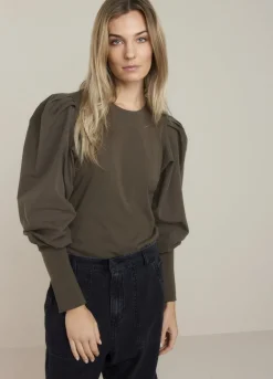 Top With Eye-Catching Sleeves