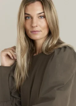 Top With Eye-Catching Sleeves