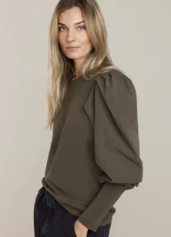 Top With Eye-Catching Sleeves