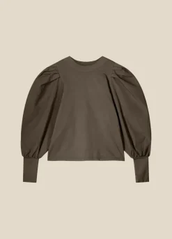 Top With Eye-Catching Sleeves