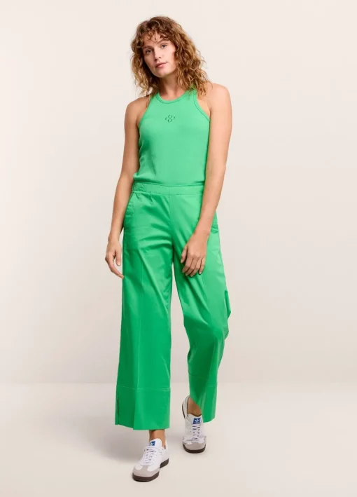 Trousers With 7/8Th Straight Legs