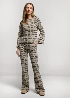 Trumpet-Sleeve Top