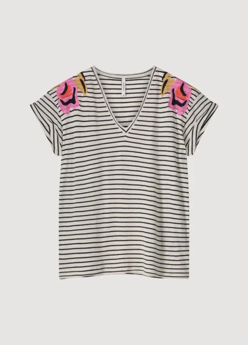 T-Shirt With Floral Embroidery
